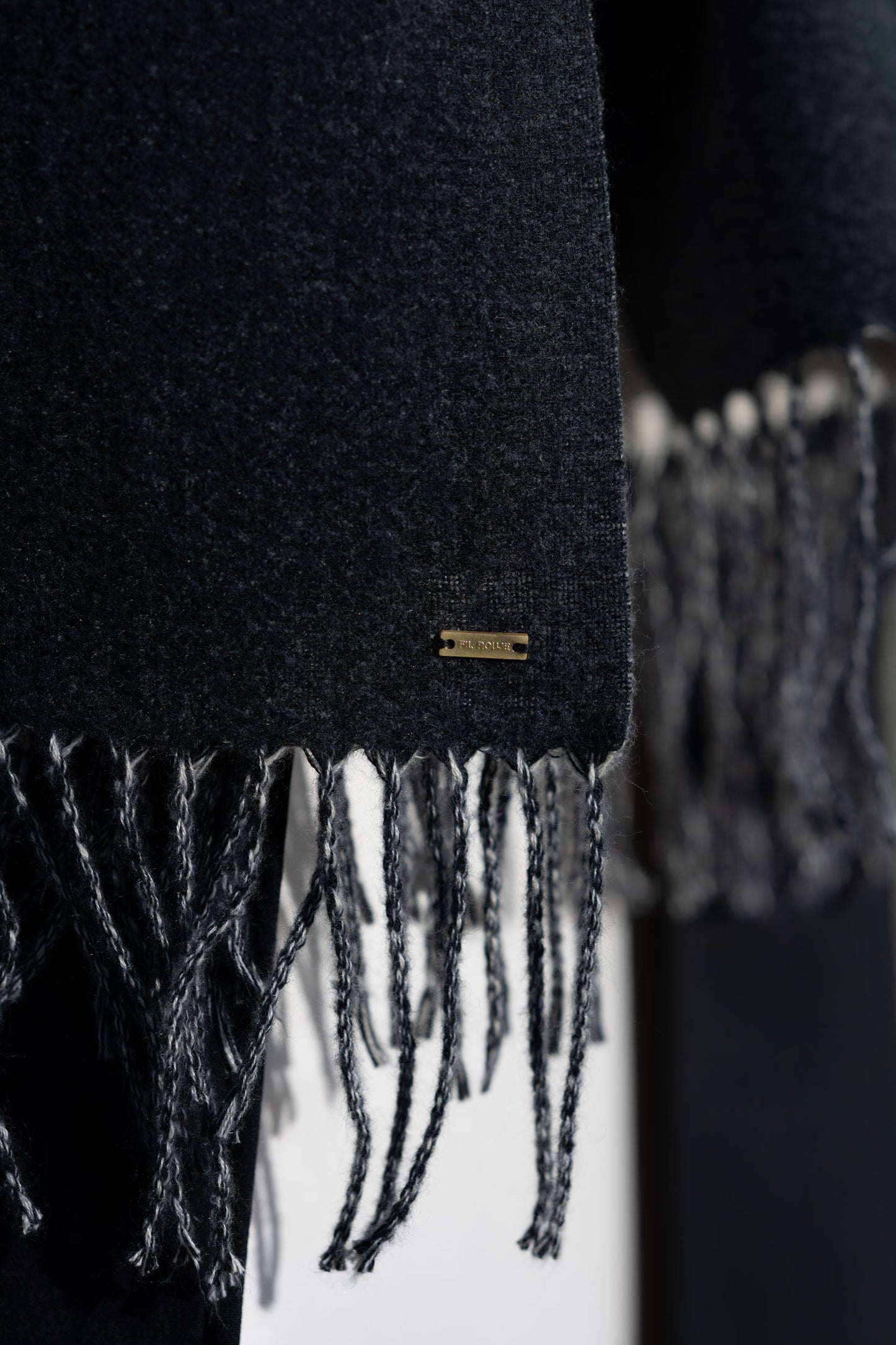 Sciarpa Grigio Melange con tag oro