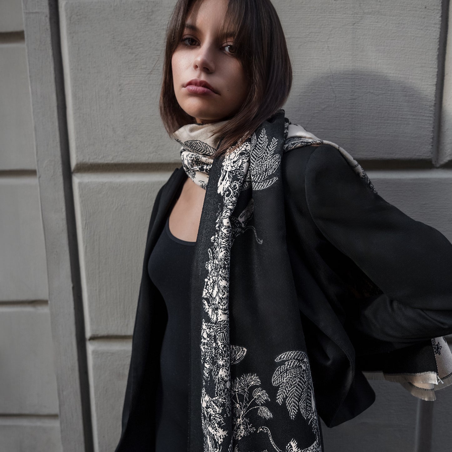 Sciarpa Nera/camel Toile de Jouy